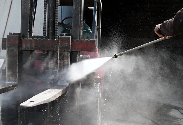 Best Commercial Pressure Washing  in Evanston, IL